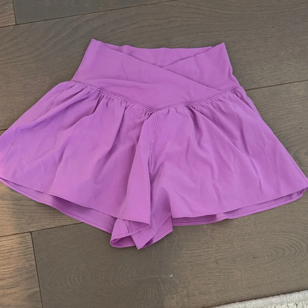 OFFLINE By Aerie Real Me Crossover Flowy Short - Picture 1 of 2